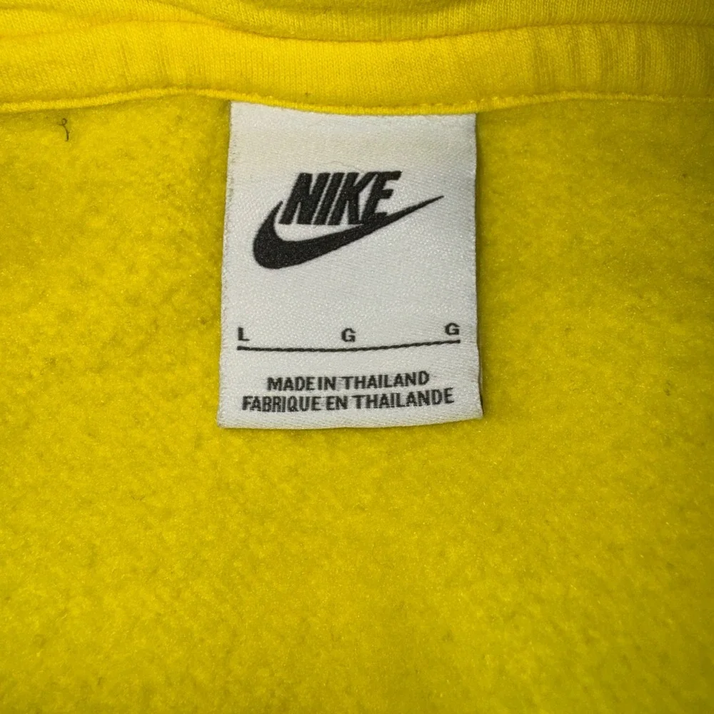 Nike Oregon Ducks Yellow Hoodie  Mens Large Fleece Long Sleeve Sweatshirt NCAA